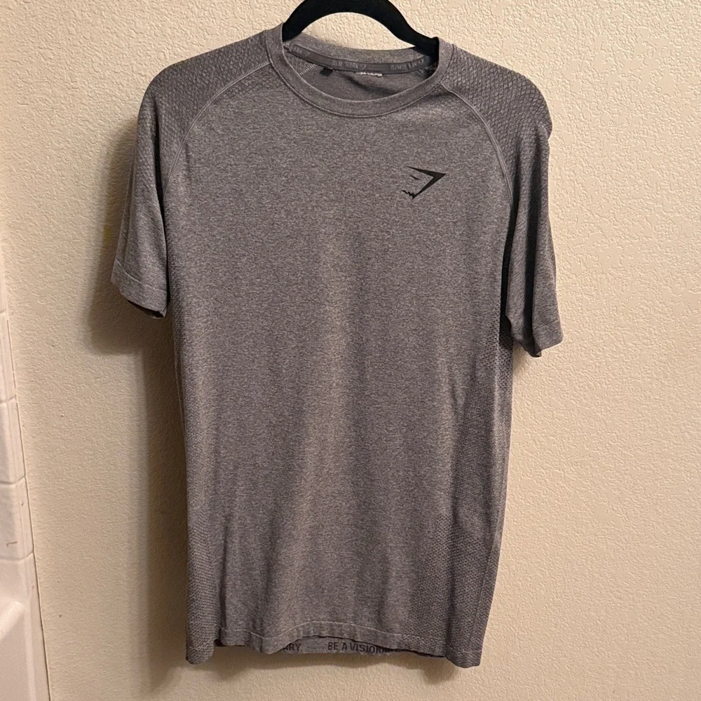 Gymshark Men’s Gray Short Sleeve Performance Tee